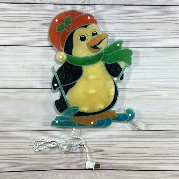 VTG Penguin Lighted Christmas Window Door Hanging Decor Sign Plastic Glittery - Picture 10 of 15